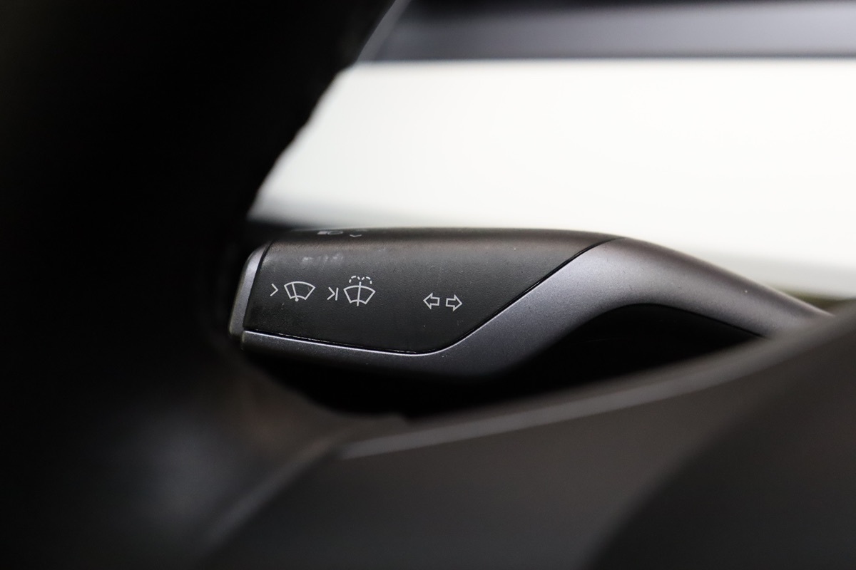 2020 Tesla Model 3 Performance photo 44