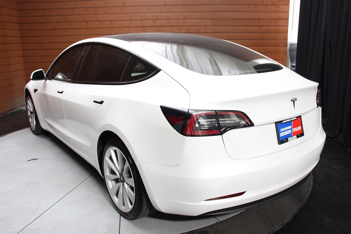 2022 Tesla Model 3 photo 8