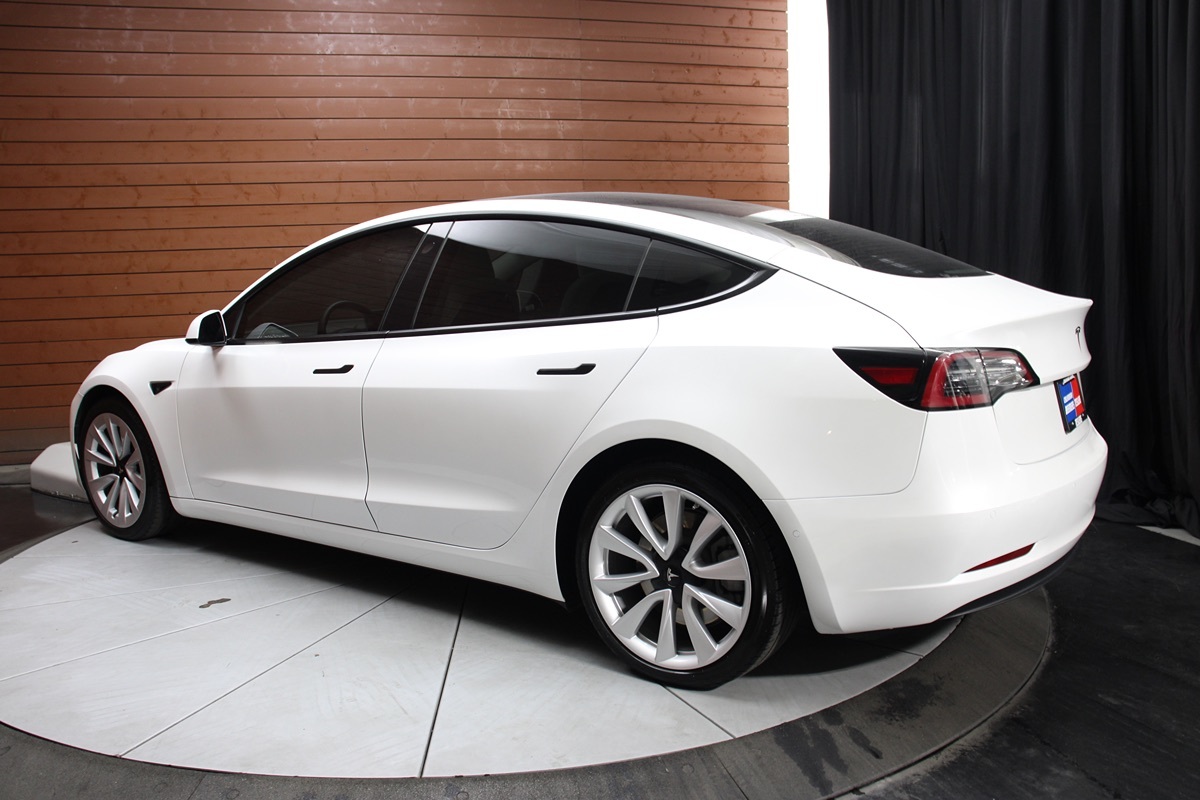 2022 Tesla Model 3 photo 7