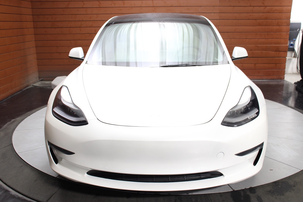 2022 Tesla Model 3 photo 2