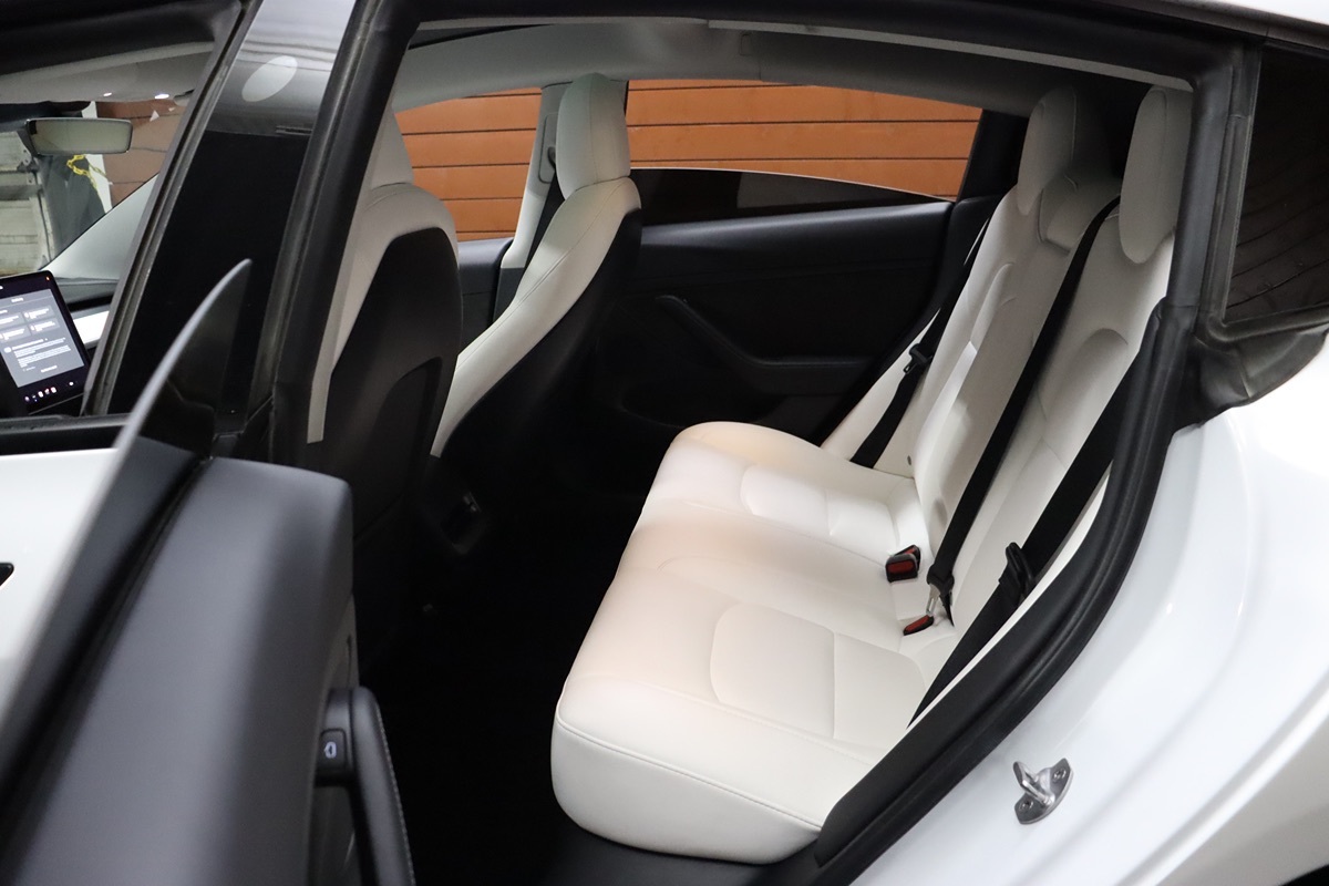 2022 Tesla Model 3 photo 33