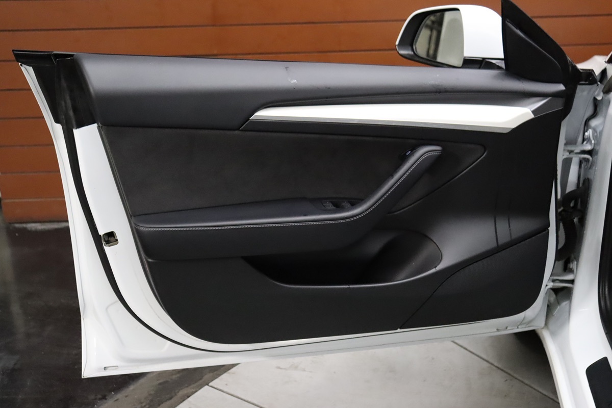2022 Tesla Model 3 photo 38