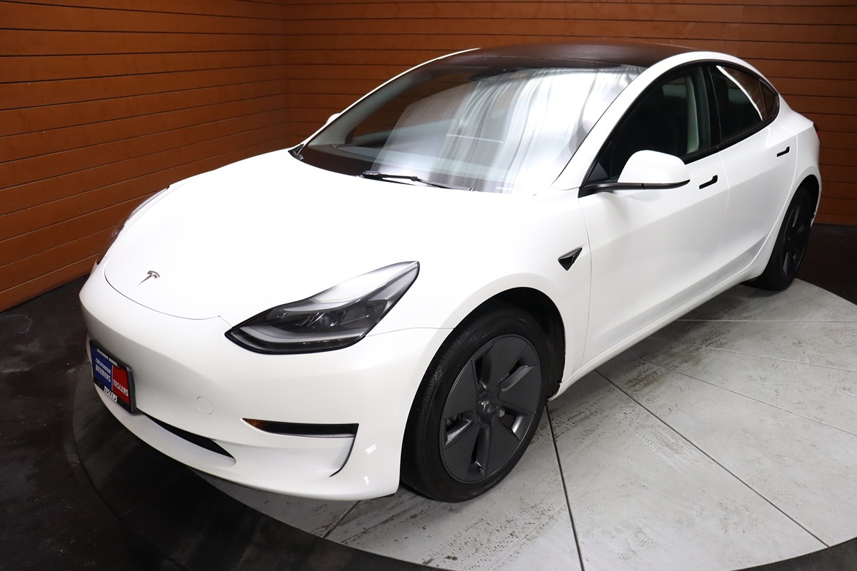 2022 Tesla Model 3 photo 3