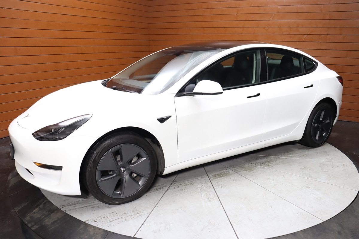 2022 Tesla Model 3 photo 5