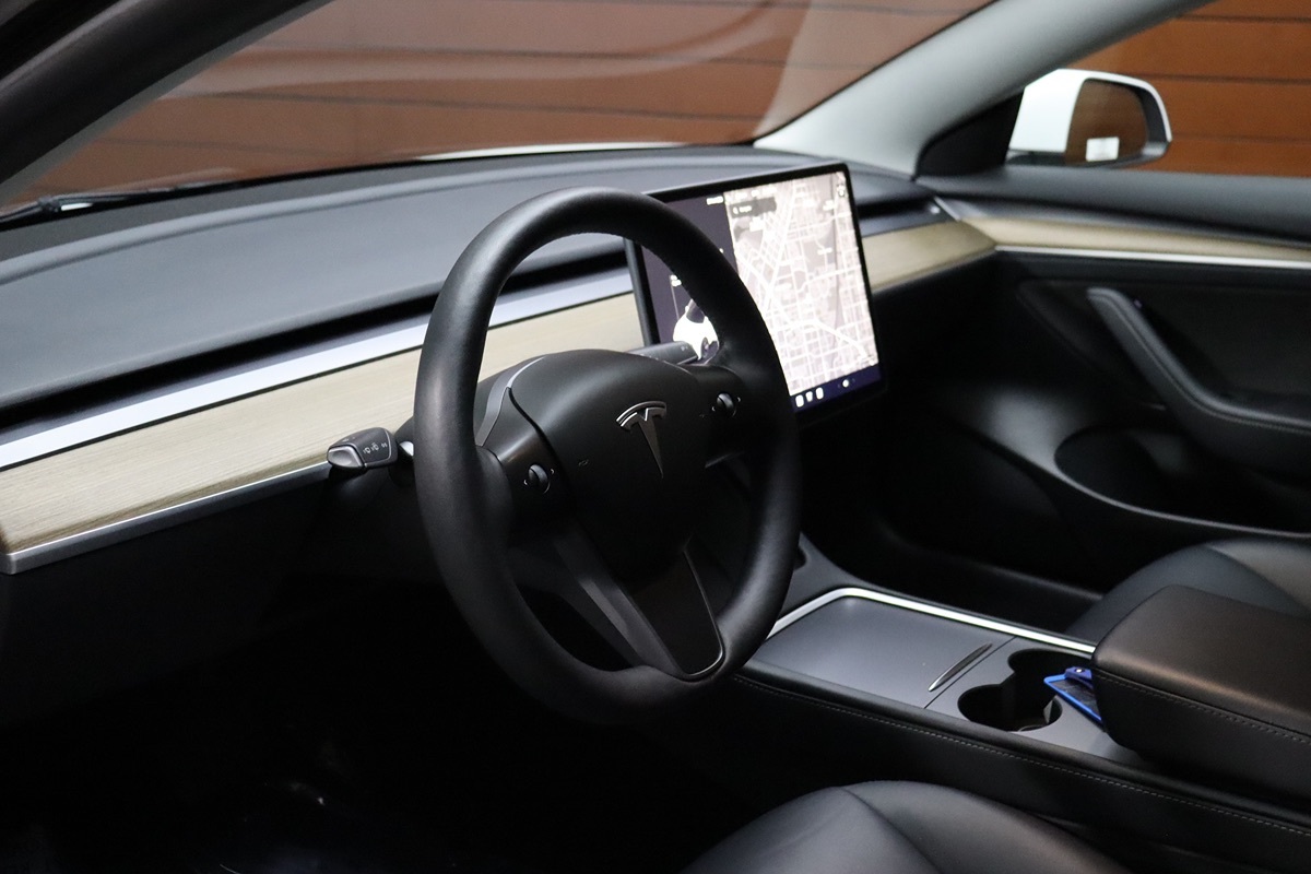 2022 Tesla Model 3 photo 18
