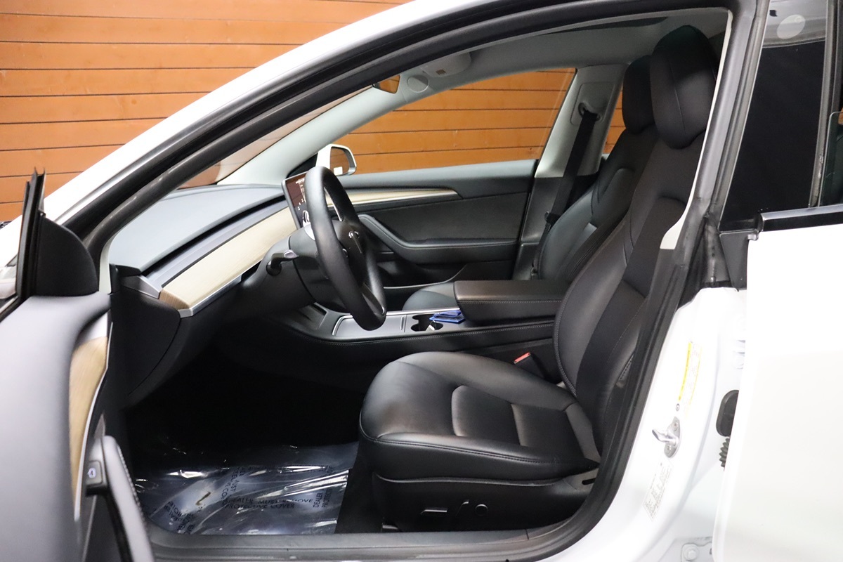 2022 Tesla Model 3 photo 19