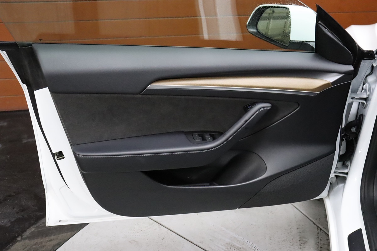 2022 Tesla Model 3 photo 29