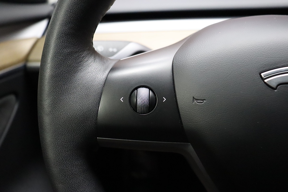 2022 Tesla Model 3 photo 33