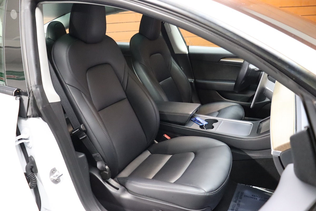 2022 Tesla Model 3 photo 45