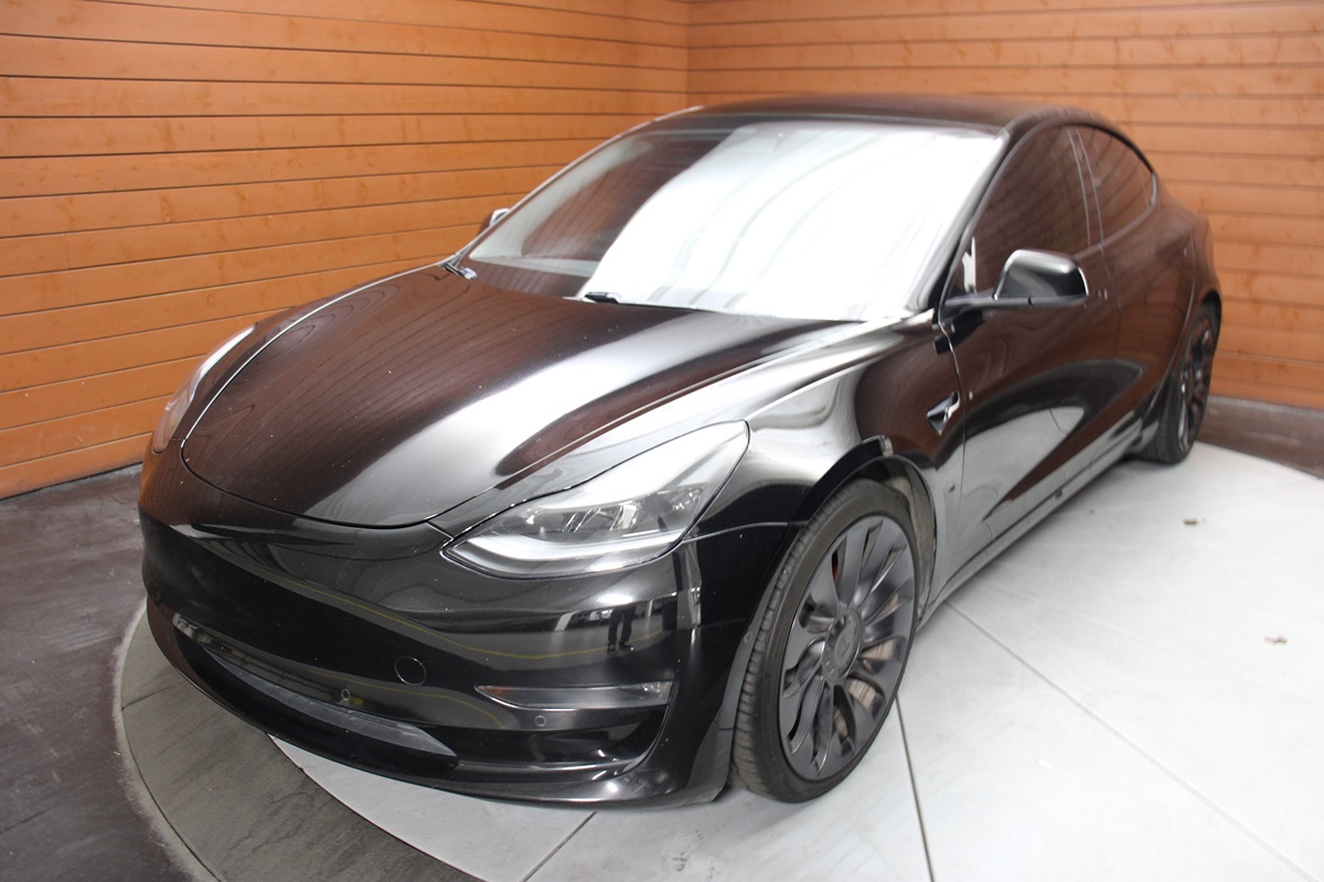 2021 Tesla Model 3 Performance photo 3