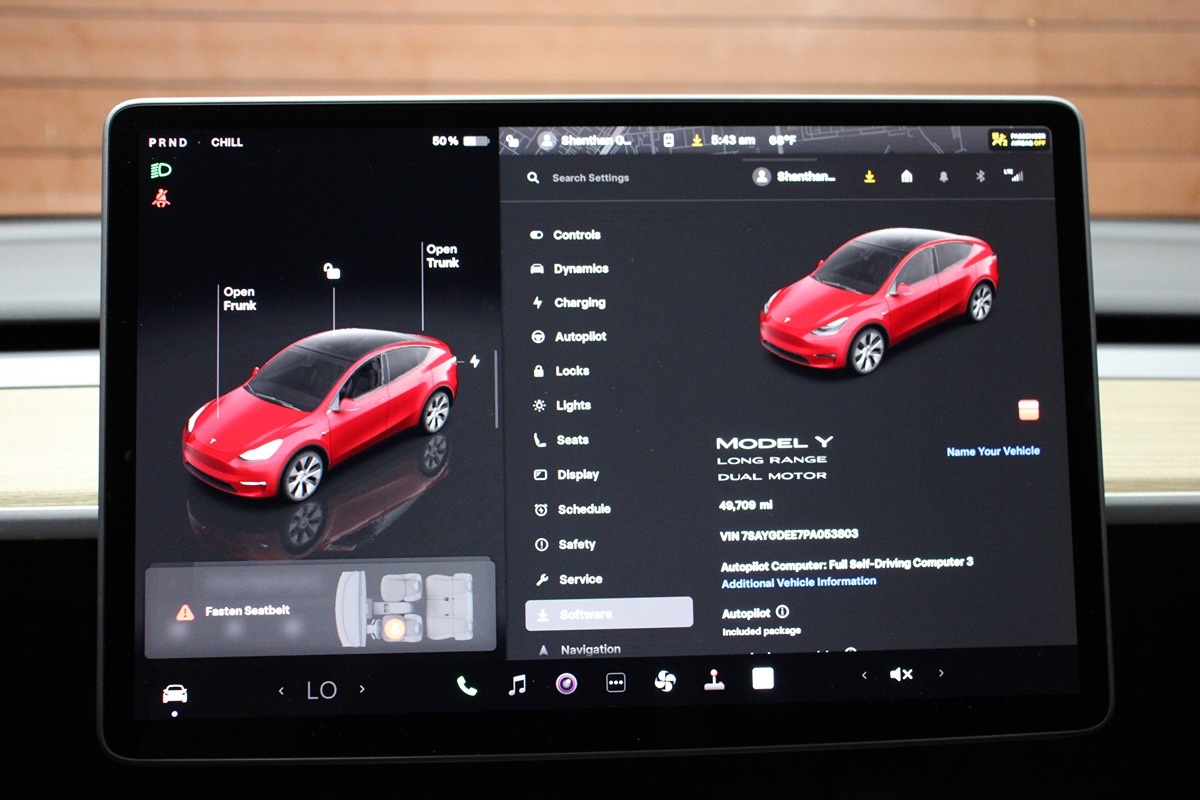 2023 Tesla Model Y Long Range photo 40