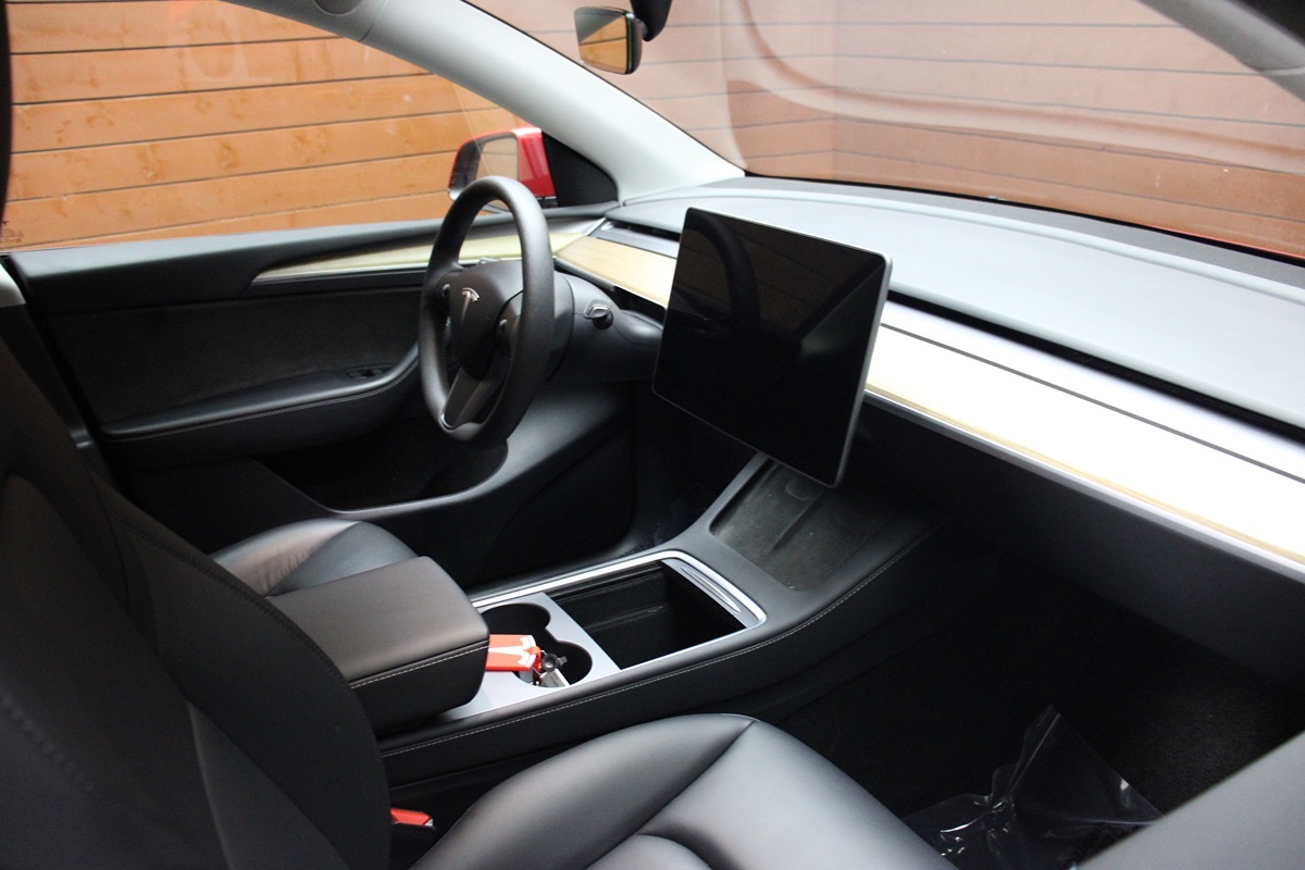 2023 Tesla Model Y Long Range photo 44