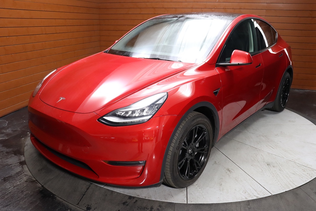 2023 Tesla Model Y Long Range photo 5