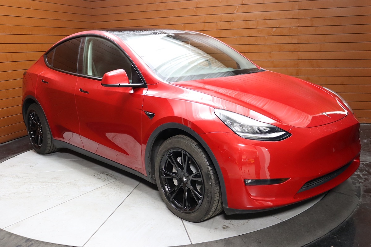 2023 Tesla Model Y Long Range photo 15