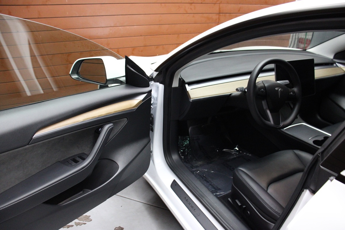 2022 Tesla Model 3 Long Range photo 19