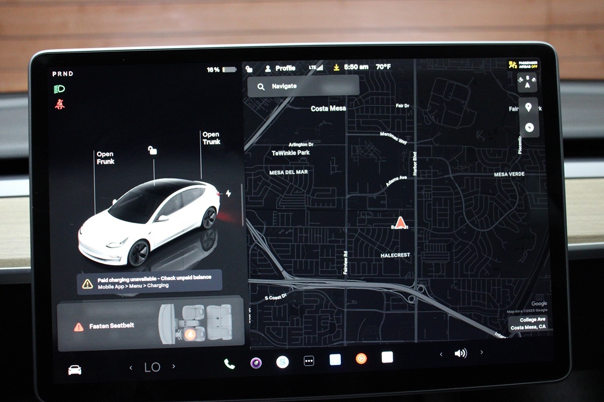 2022 Tesla Model 3 Long Range photo 22