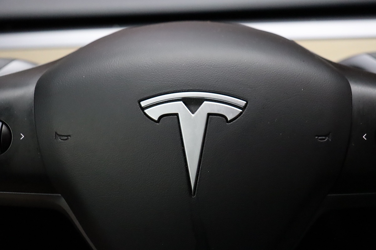 2022 Tesla Model 3 Long Range photo 45