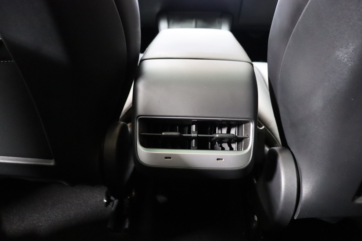 2022 Tesla Model 3 photo 26