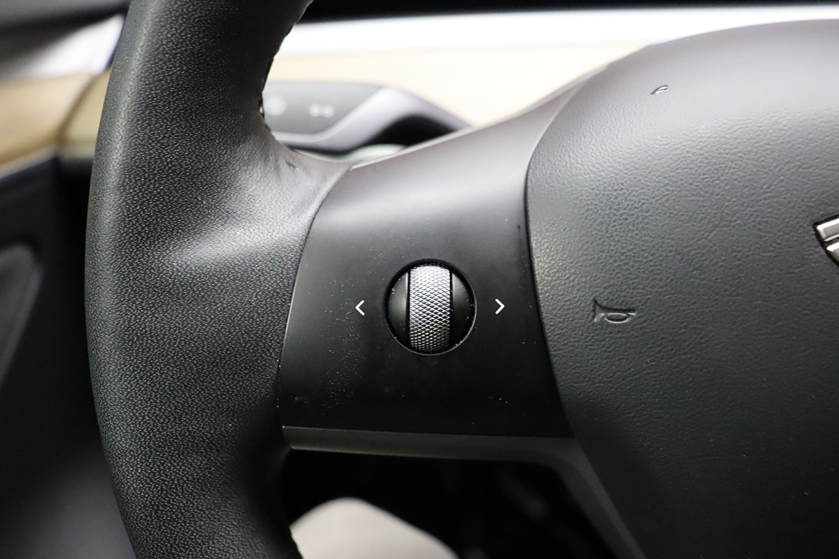2022 Tesla Model 3 photo 33