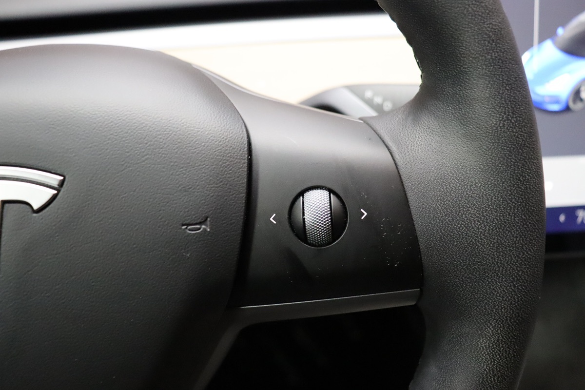 2022 Tesla Model 3 photo 35