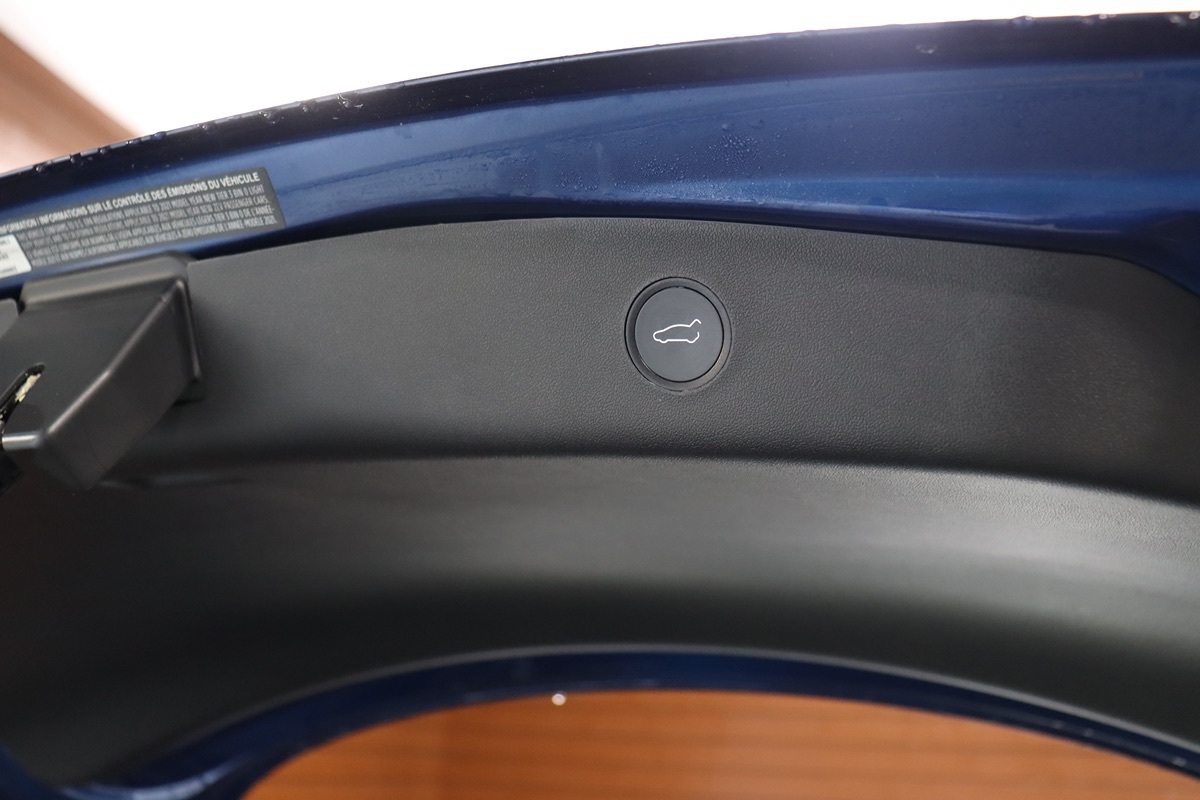 2022 Tesla Model 3 photo 16