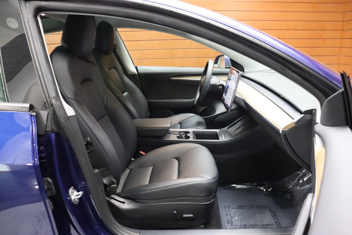 2022 Tesla Model 3 photo 38