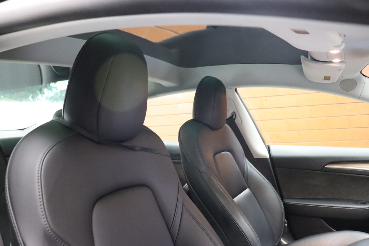 2022 Tesla Model 3 photo 40