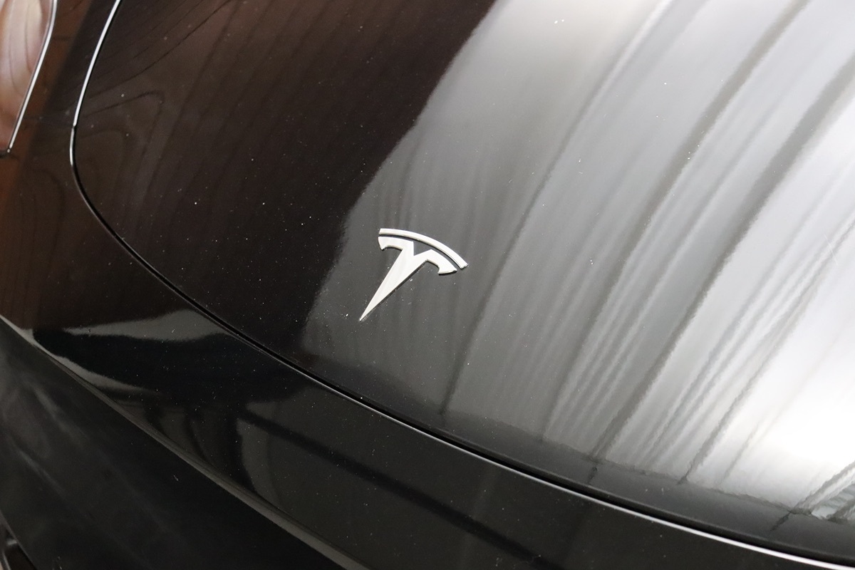 2021 Tesla Model Y Performance photo 2