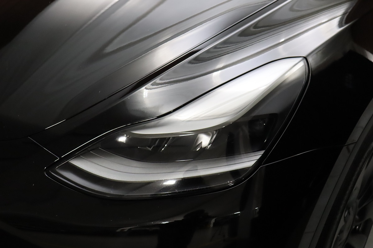 2021 Tesla Model Y Performance photo 3