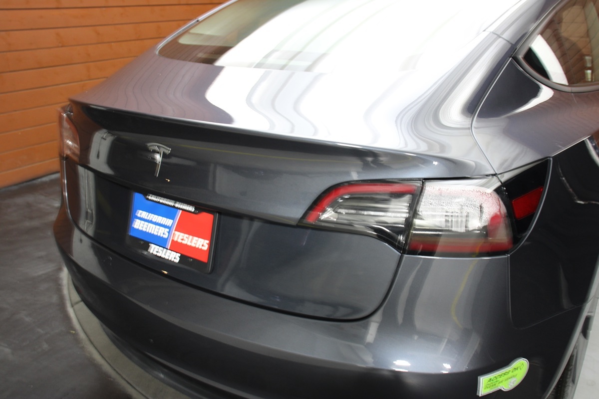 2023 Tesla Model 3 photo 11
