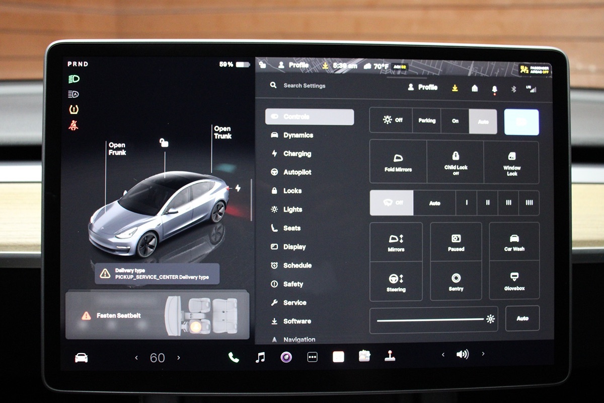 2023 Tesla Model 3 photo 23