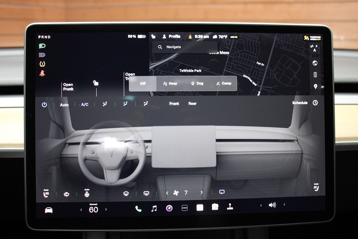 2023 Tesla Model 3 photo 25