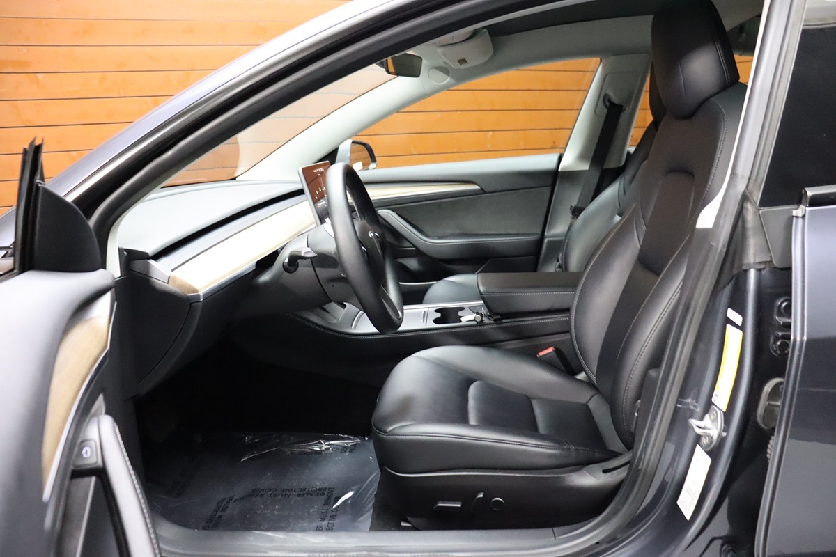 2023 Tesla Model 3 photo 31