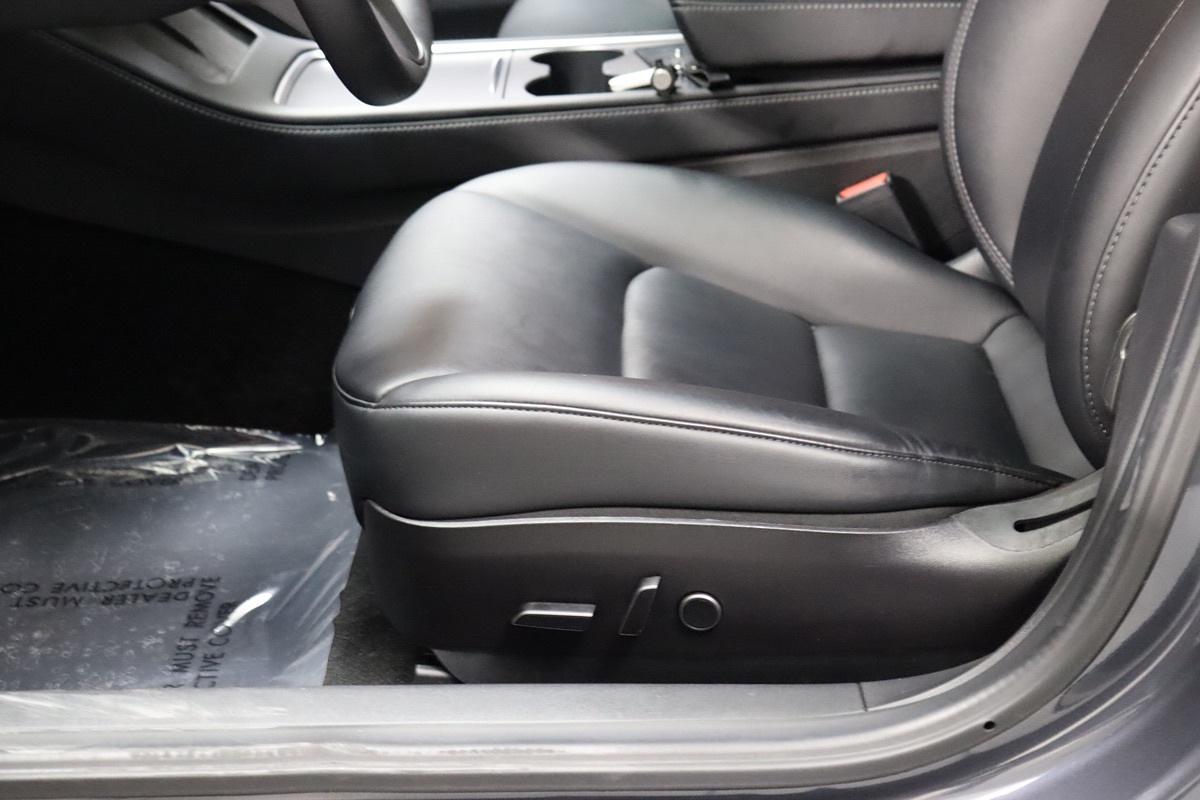 2023 Tesla Model 3 photo 32