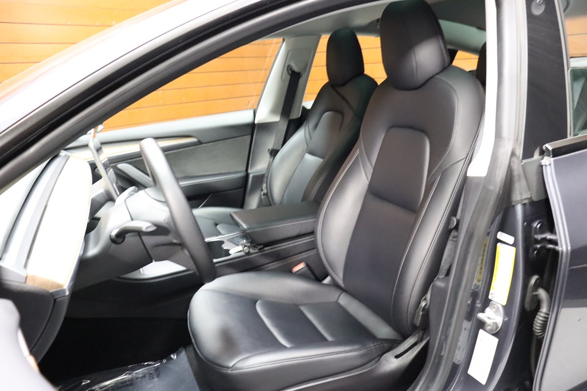 2023 Tesla Model 3 photo 33