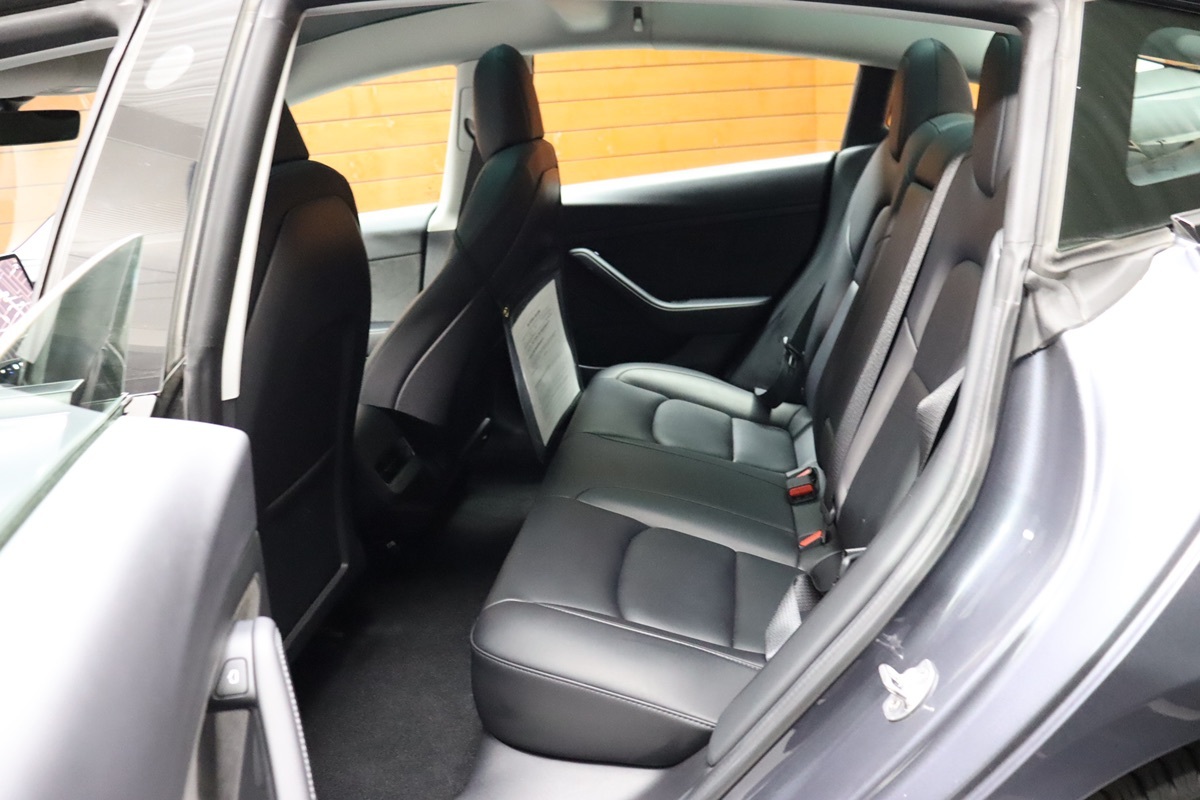 2023 Tesla Model 3 photo 36