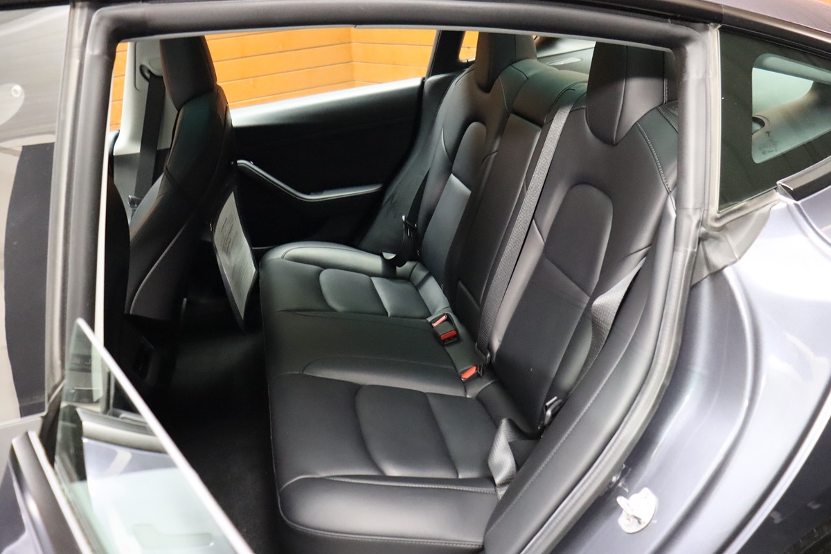 2023 Tesla Model 3 photo 37