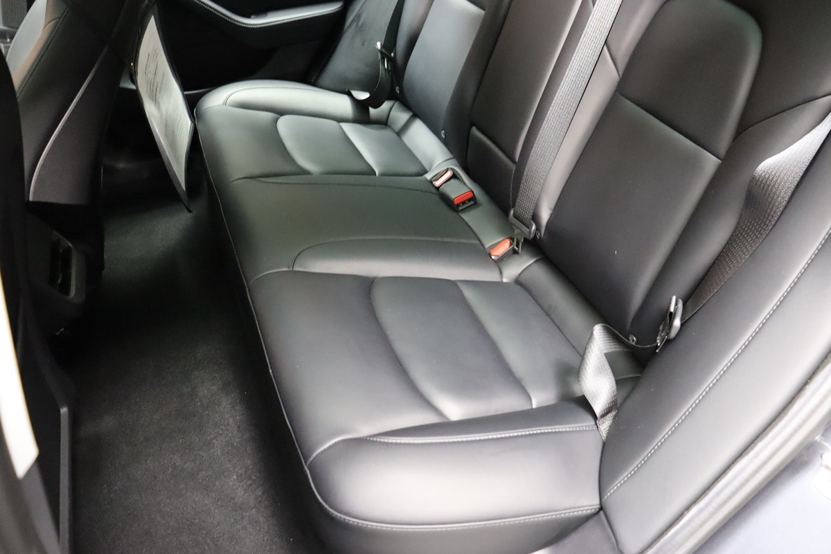 2023 Tesla Model 3 photo 38