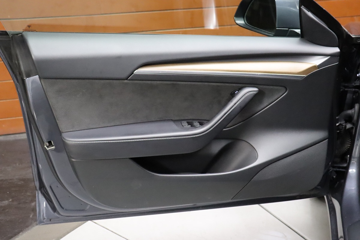 2023 Tesla Model 3 photo 41