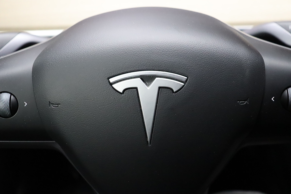 2023 Tesla Model 3 photo 48