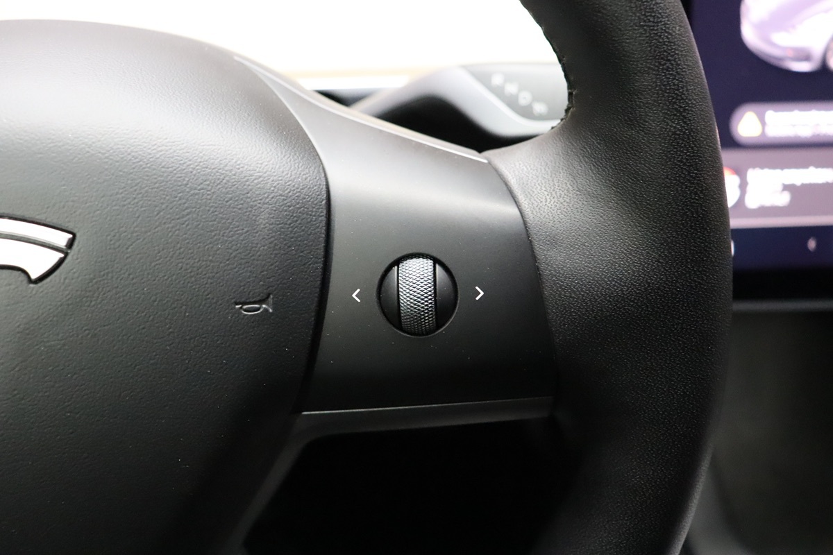 2023 Tesla Model 3 photo 49
