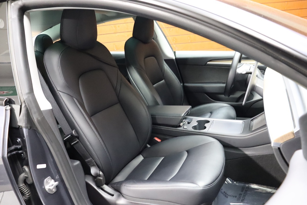 2023 Tesla Model 3 photo 54