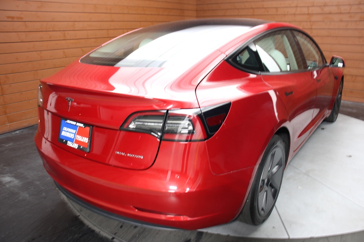 2022 Tesla Model 3 Long Range photo 14