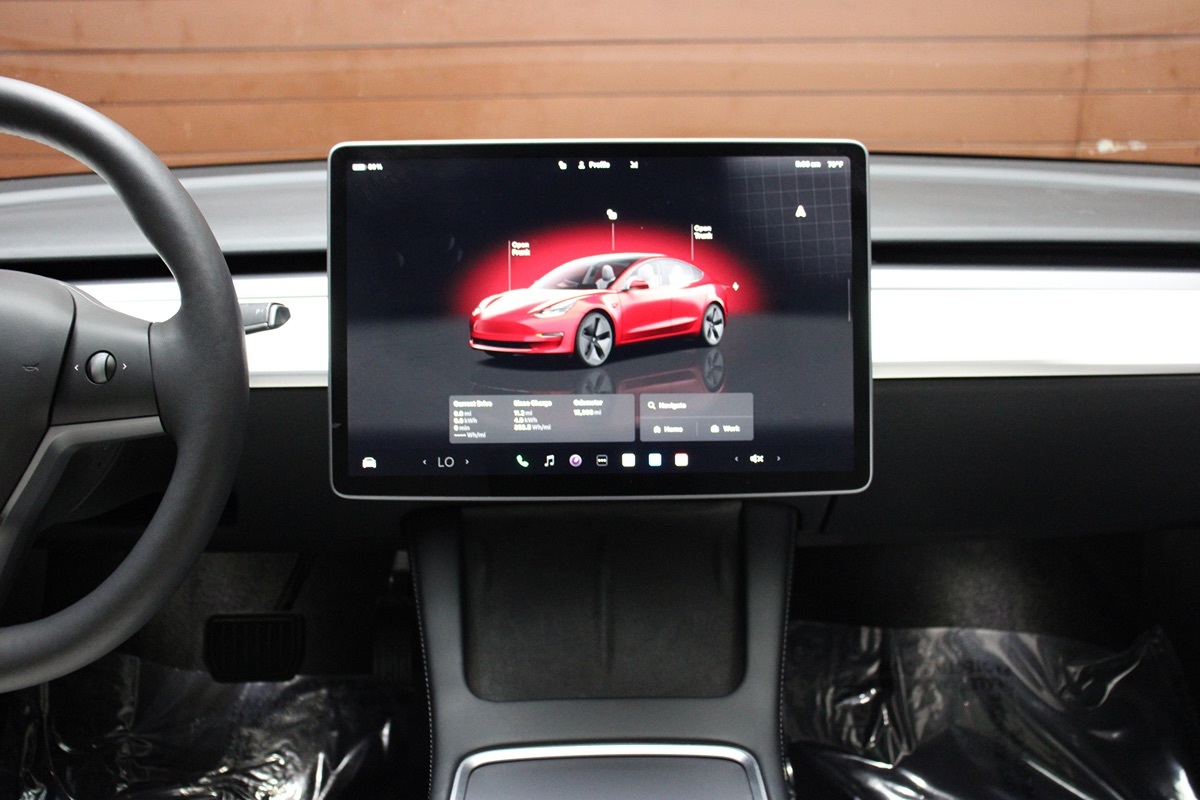 2022 Tesla Model 3 Long Range photo 26
