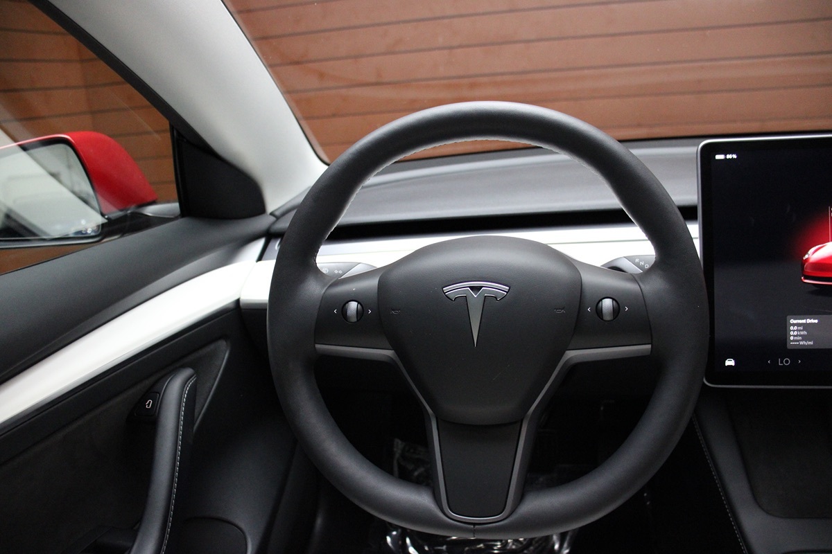2022 Tesla Model 3 Long Range photo 28