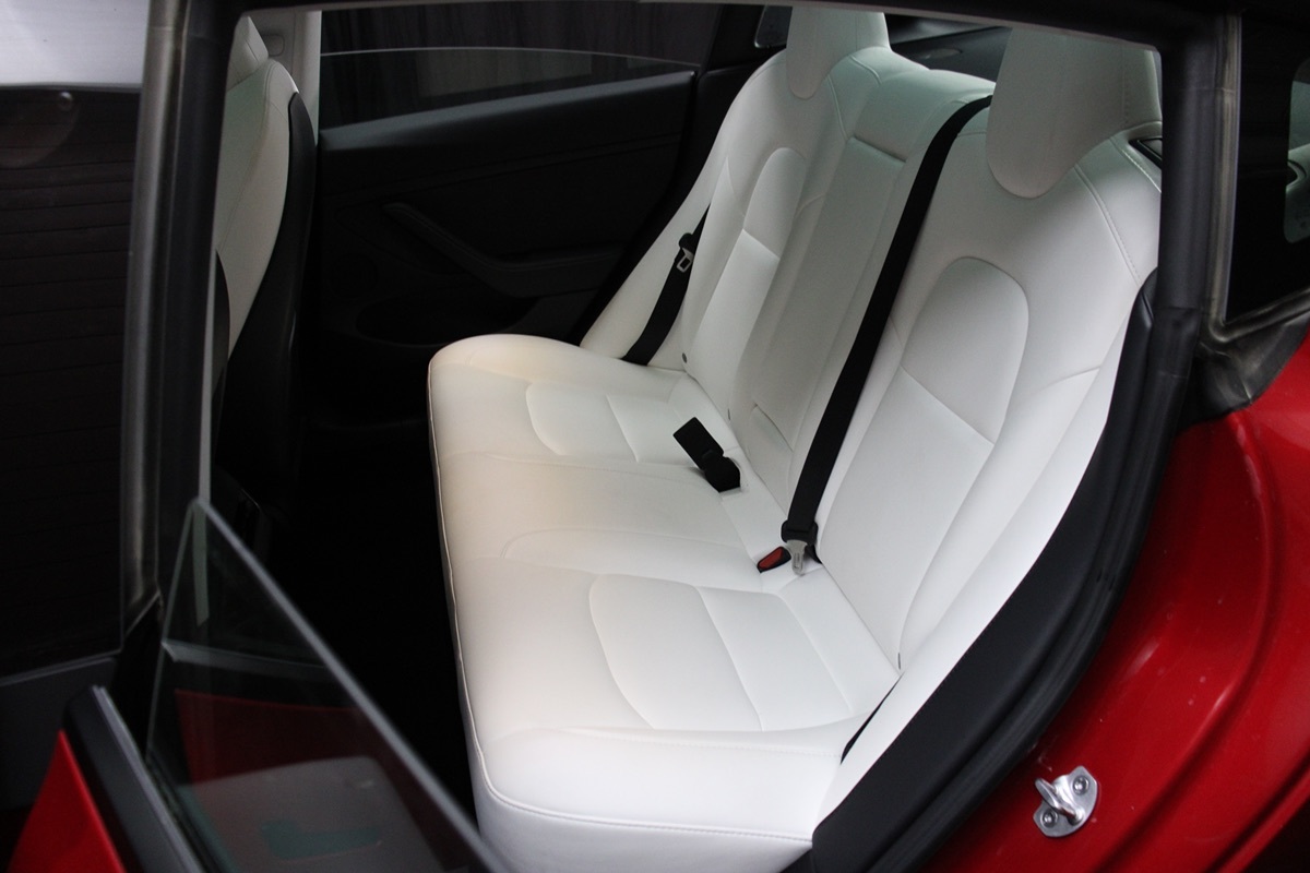 2022 Tesla Model 3 Long Range photo 37