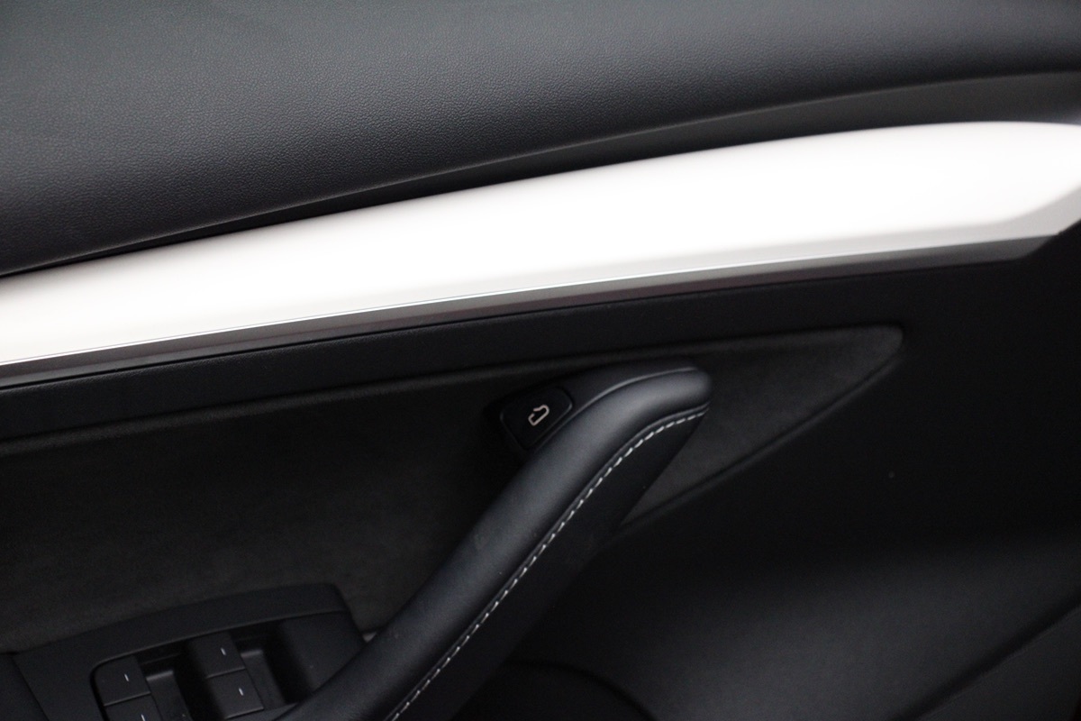 2022 Tesla Model 3 Long Range photo 40