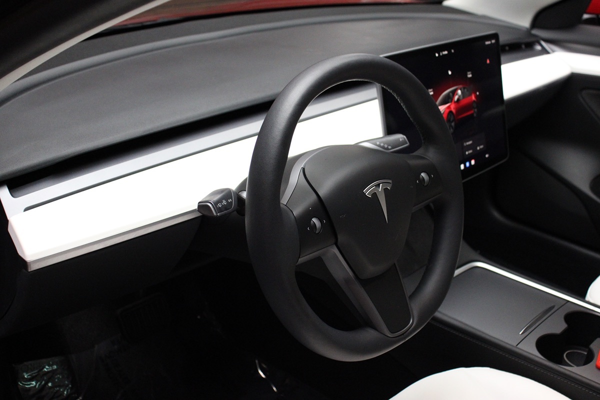 2022 Tesla Model 3 Long Range photo 41
