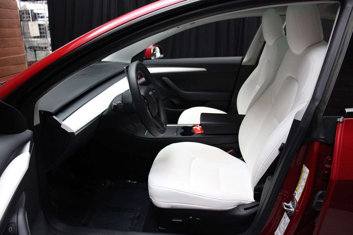 2022 Tesla Model 3 Long Range photo 42
