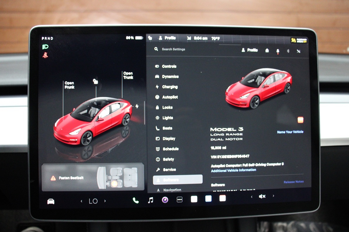2022 Tesla Model 3 Long Range photo 48